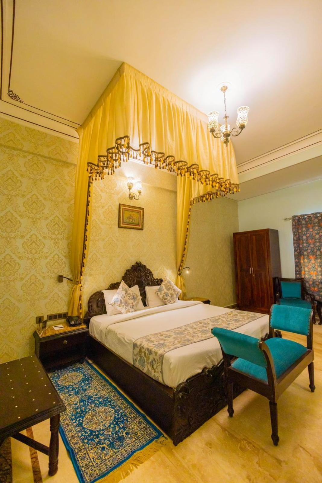 Welcomheritage Traditional Haveli Джайпур Екстер'єр фото