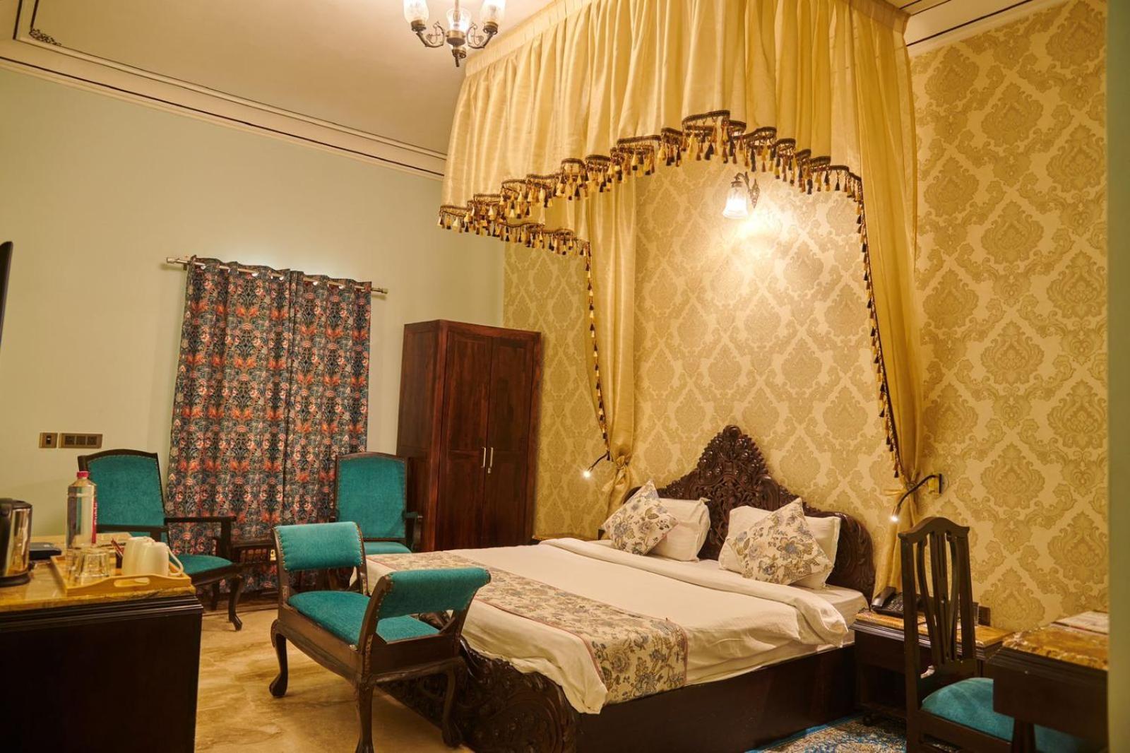 Welcomheritage Traditional Haveli Джайпур Екстер'єр фото
