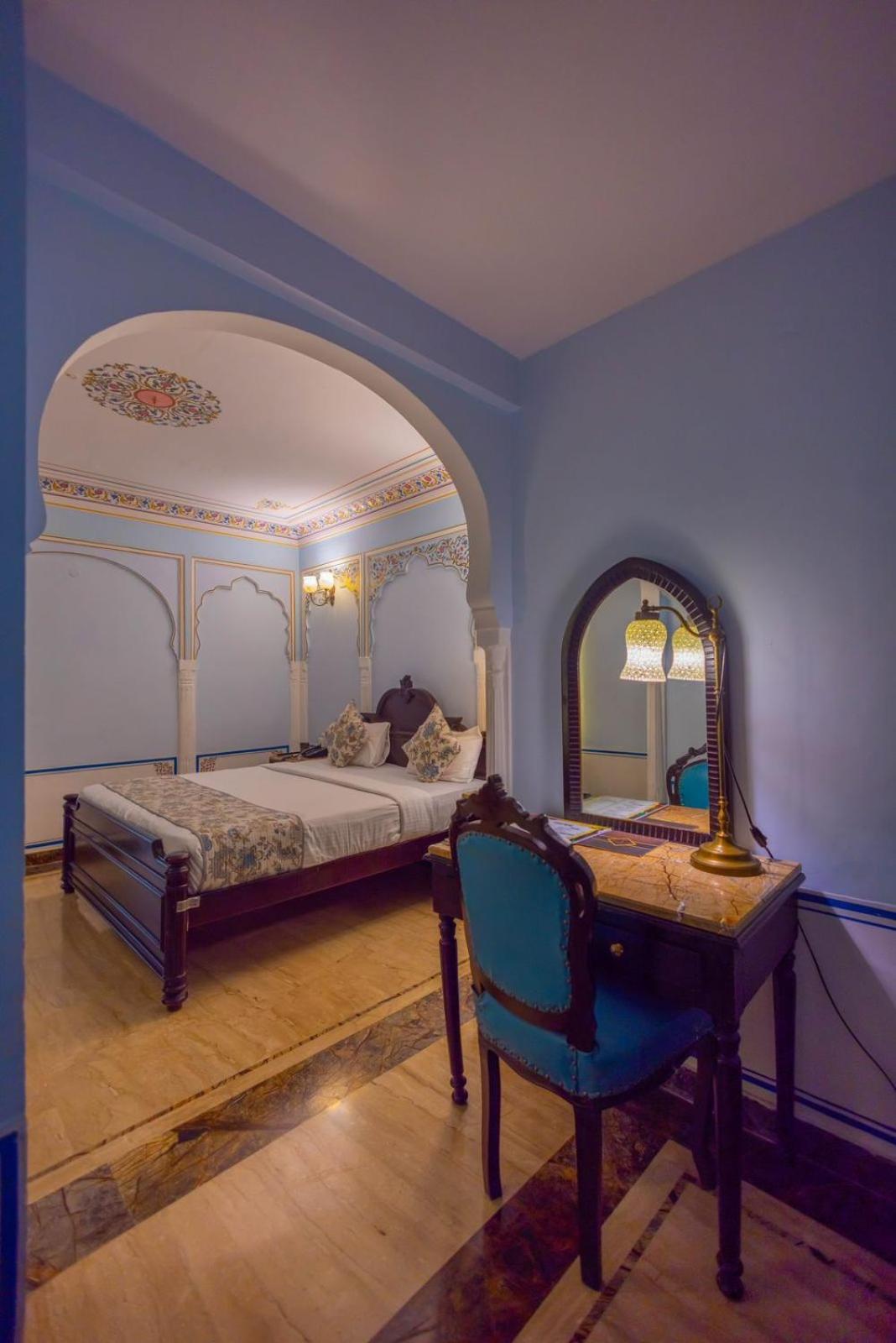 Welcomheritage Traditional Haveli Джайпур Екстер'єр фото