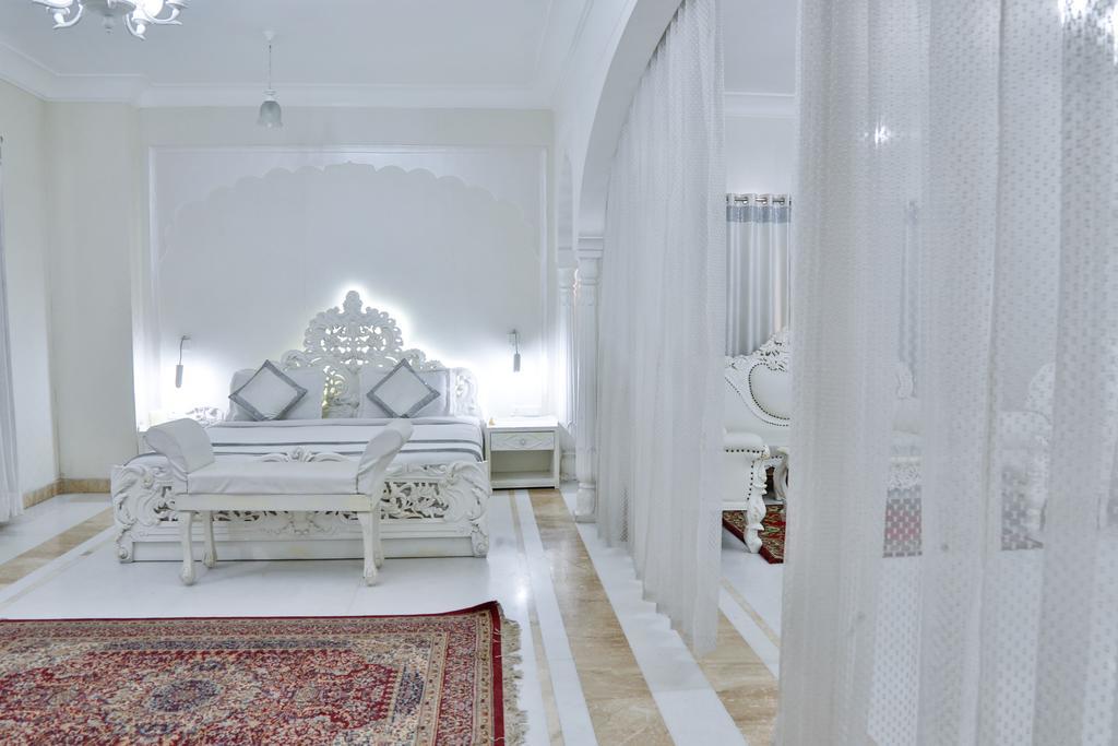 Welcomheritage Traditional Haveli Джайпур Екстер'єр фото